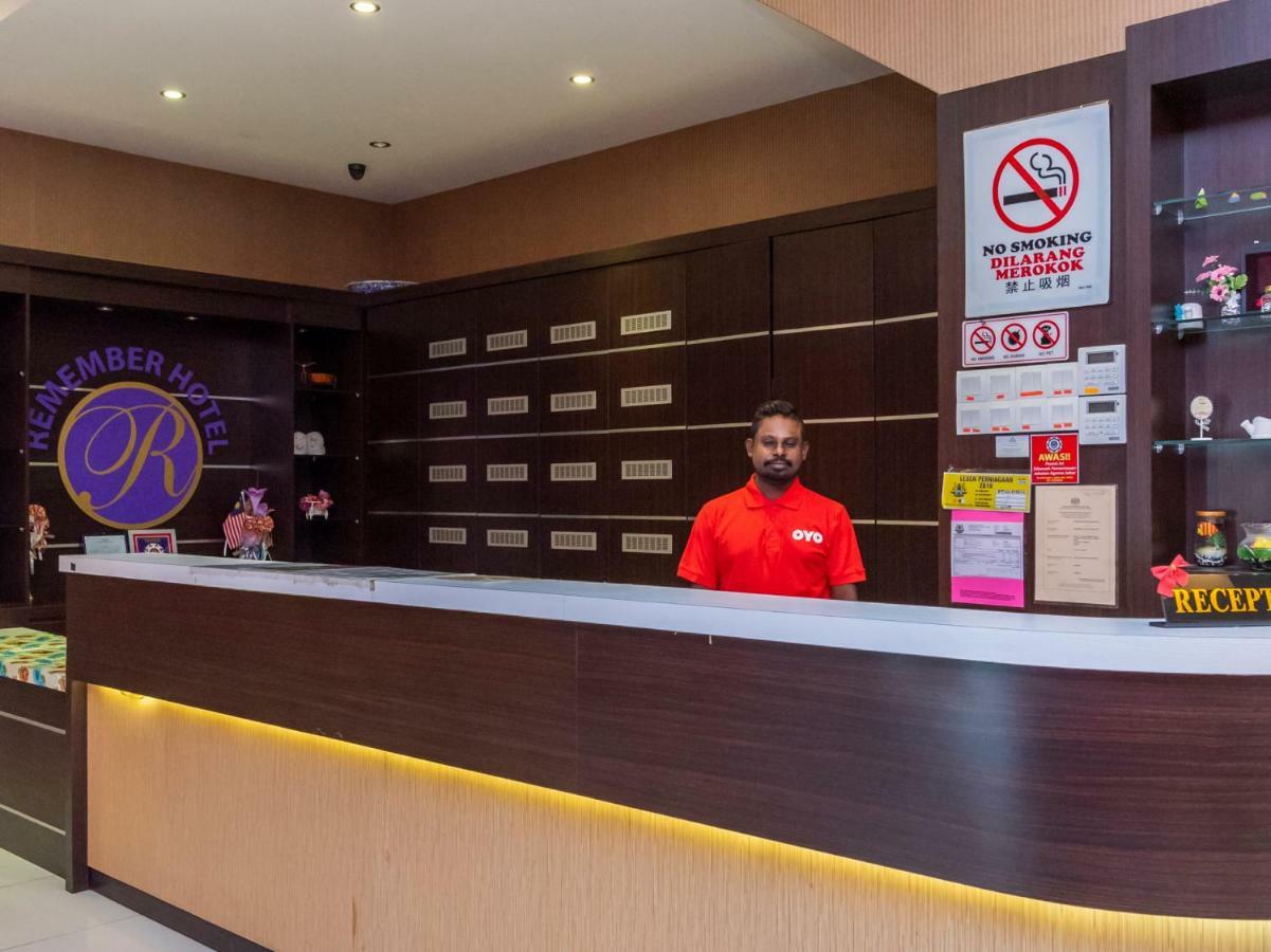 Remember Hotel Bukit Gambir Buitenkant foto