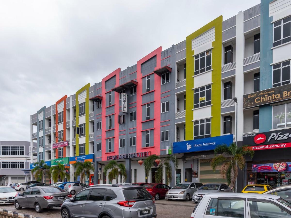 Remember Hotel Bukit Gambir Buitenkant foto