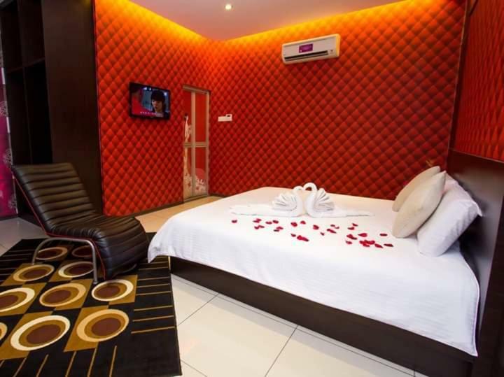 Remember Hotel Bukit Gambir Buitenkant foto